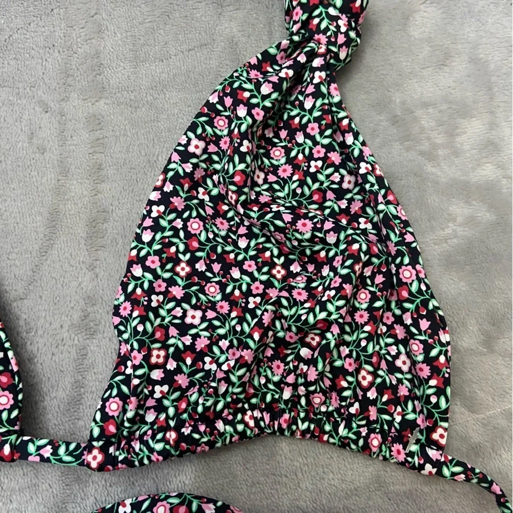 New! Frankie’s Bikinis Kealy triangle bikini top summer nights floral 4649
